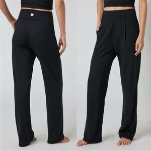 Vuori Black Lux At Ease pants